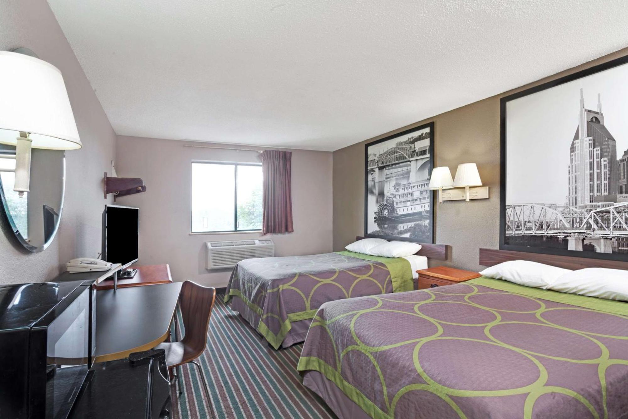 Super 8 By Wyndham Nashville/ Dntn/ Opryland Area Exterior foto